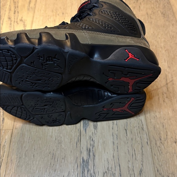 RETRO JORDAN 9- black and olive - Picture 4 of 7